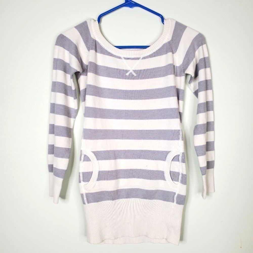 Urban Behavior Gray and White Stripe Front Pocket Sweater Dress Size Small